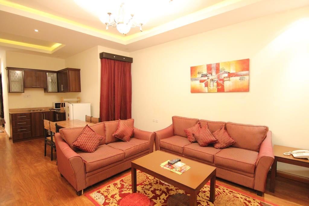 Towlan Hotel Suites 1 Riyad Chambre photo